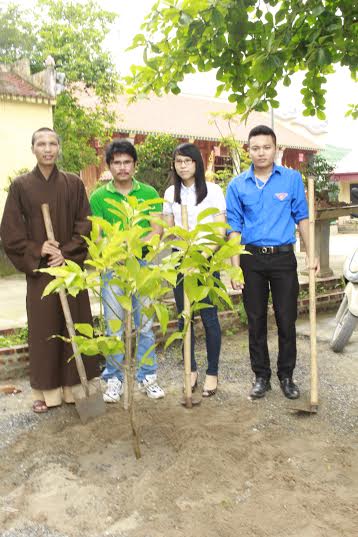 Trồng[-]hoa[-]ngọc[-]lan[-]tại[-]“quê[-]hương”[-]của[-]Phật[-]giáo[-]Việt[-]Nam